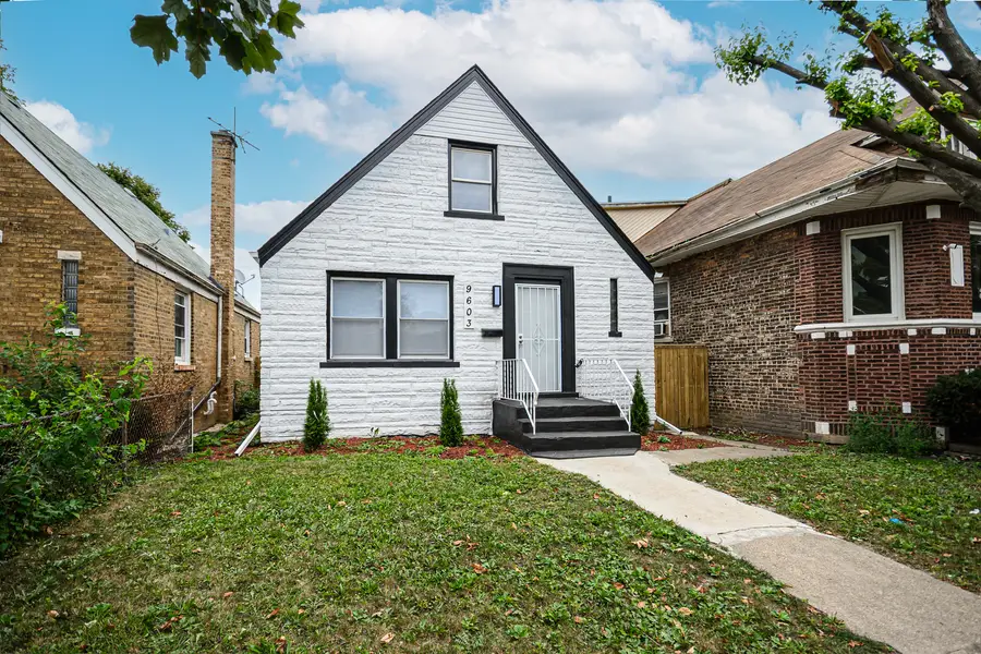 9605 S Greenwood Avenue, Chicago, IL 60628 - #2