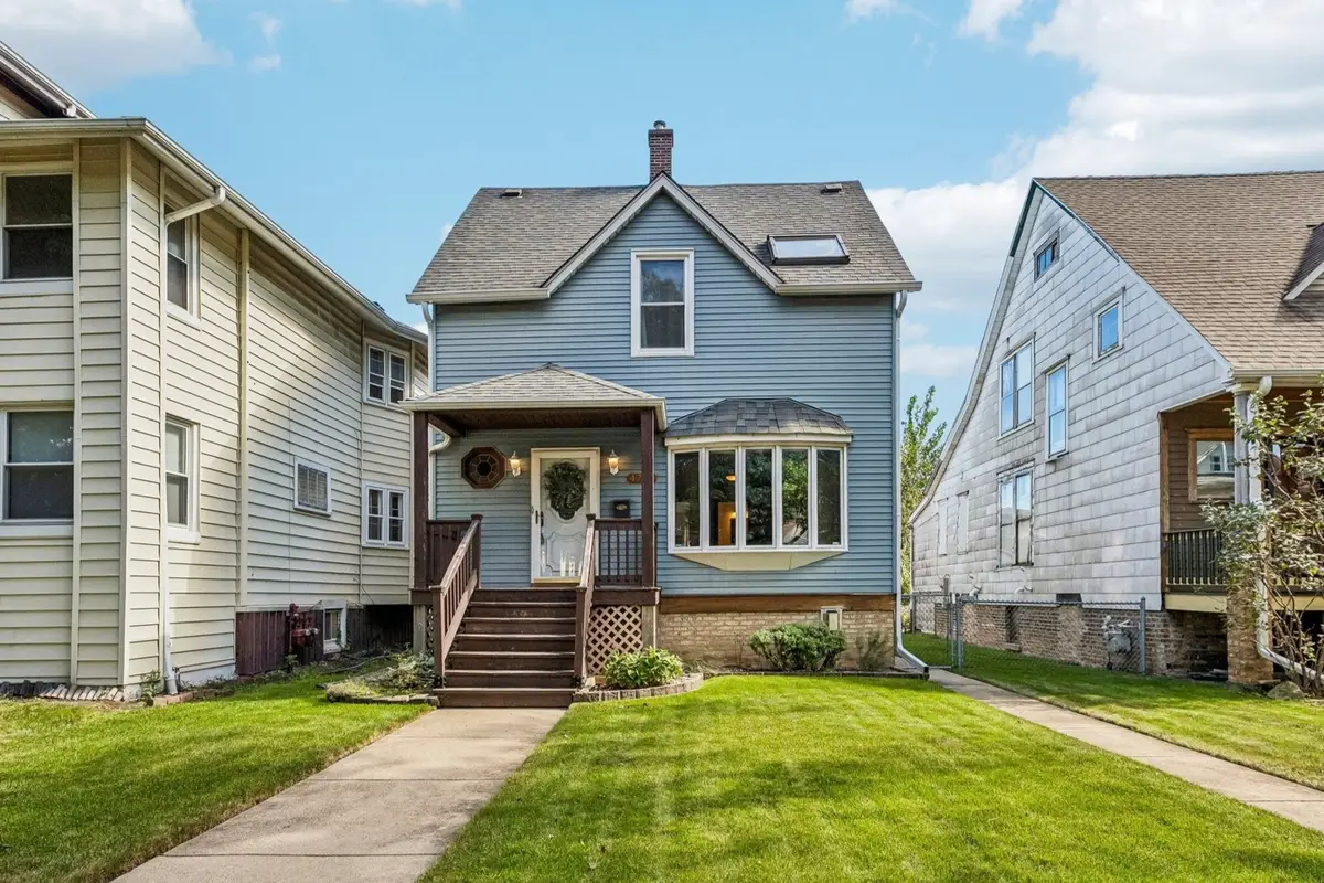 4731 N Kilbourn Avenue, Chicago, IL 60630 - #1