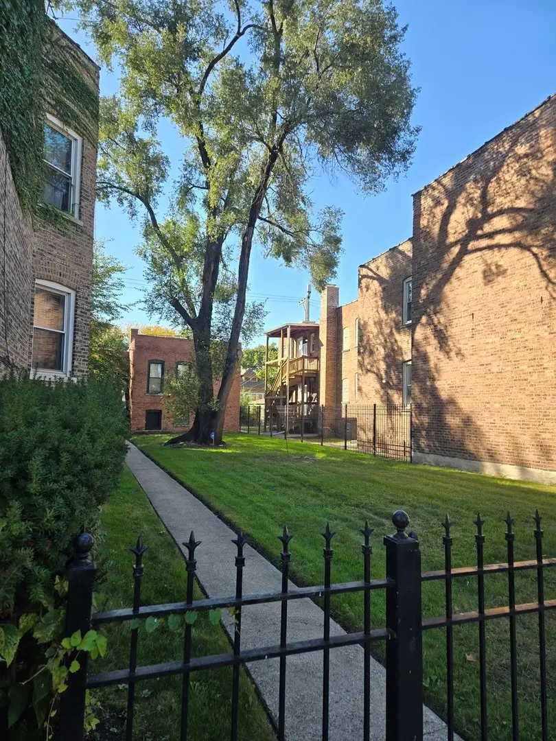 7204 S Rhodes Avenue, Chicago, IL 60619 - #1