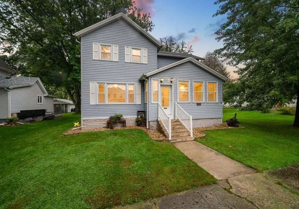 214 N Jackson Avenue, Polo, IL 61064 - #1