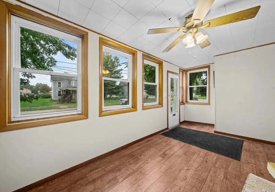 214 N Jackson Avenue, Polo, IL 61064 - #3