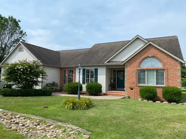 3221 Palomino Court, Herrin, IL 62948