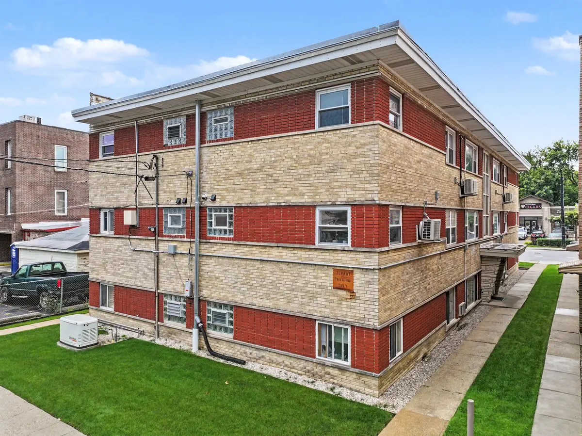 6043 N Northwest Highway #5, Chicago, IL 60631 - #1