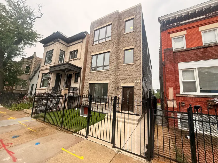 3031 W Warren Boulevard, Chicago, IL 60612 - #2