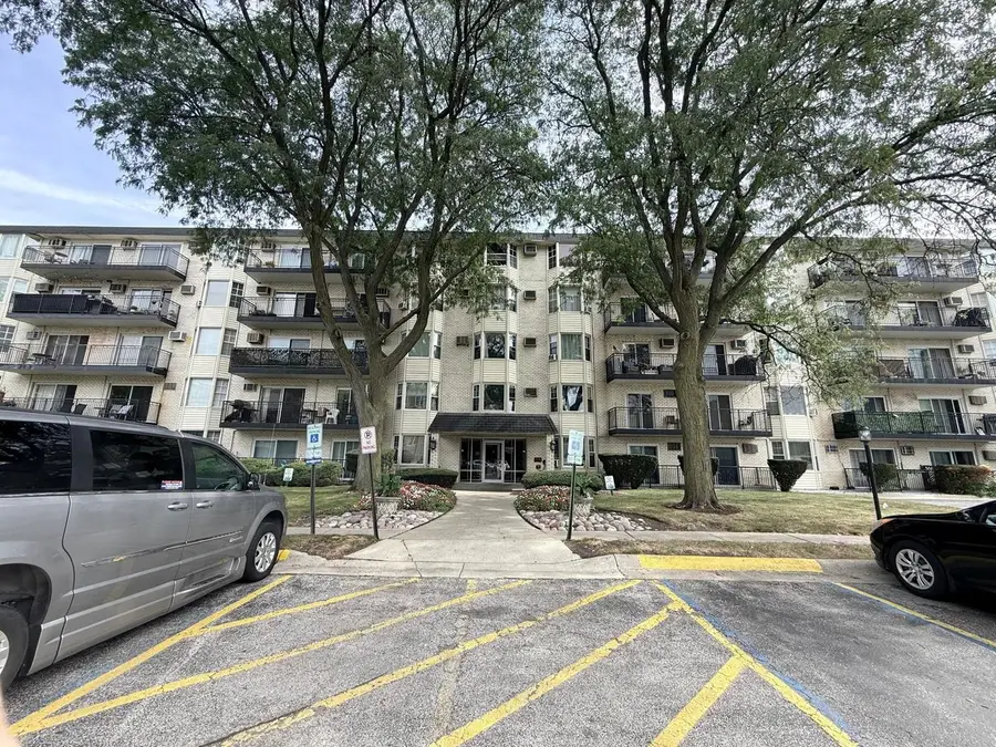 5506 Lincoln Avenue #516, Morton Grove, IL 60053 - #2