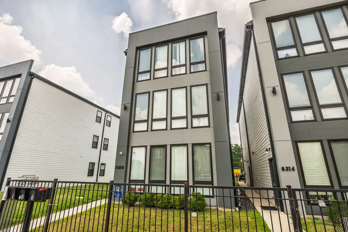6316 S Evans Avenue, Chicago, IL 60637 - #1