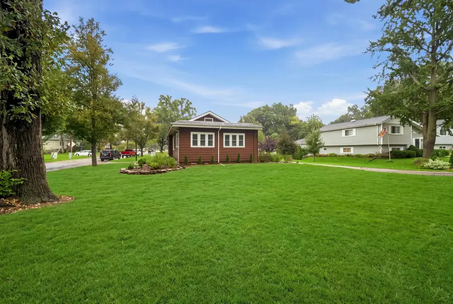 548 W Saint Charles Road, Lombard, IL 60148 - #3
