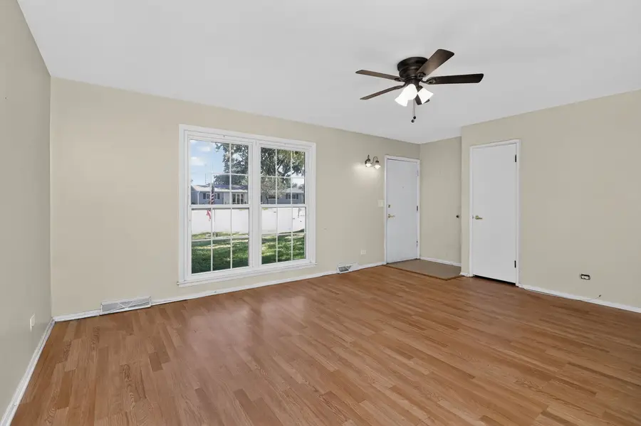 7714 Brookhaven Avenue, Darien, IL 60561 - #3