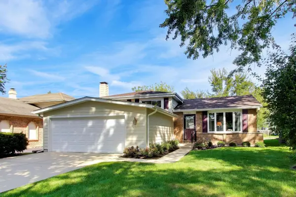 1411 E Wilson Avenue, Wheaton, IL 60189