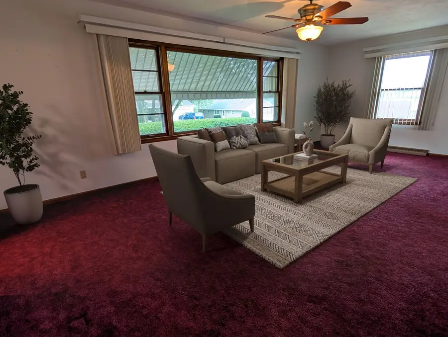 1364 Empire Court, Freeport, IL 61032 - #2