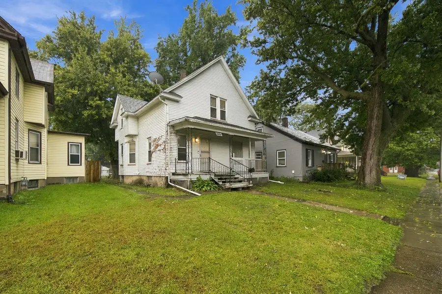 1425 W 15th Street, Davenport, IA 52804 - #2