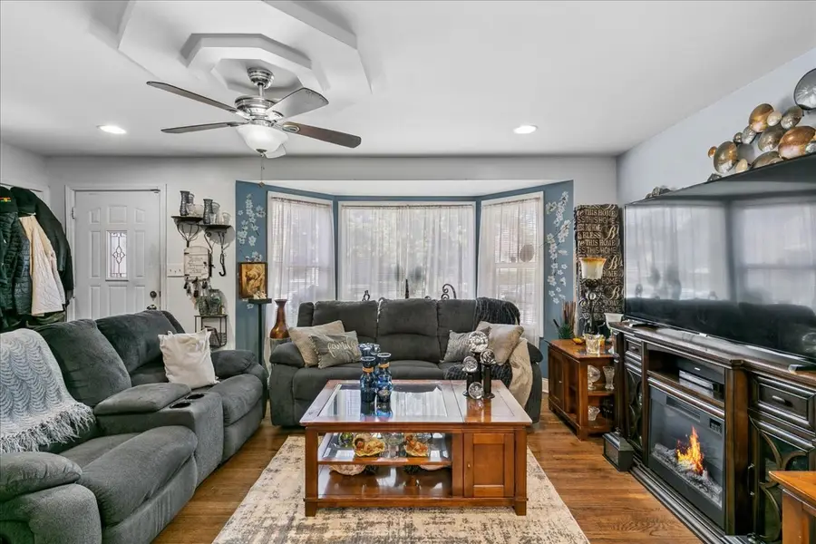 10609 S Indiana Avenue, Chicago, IL 60628 - #2