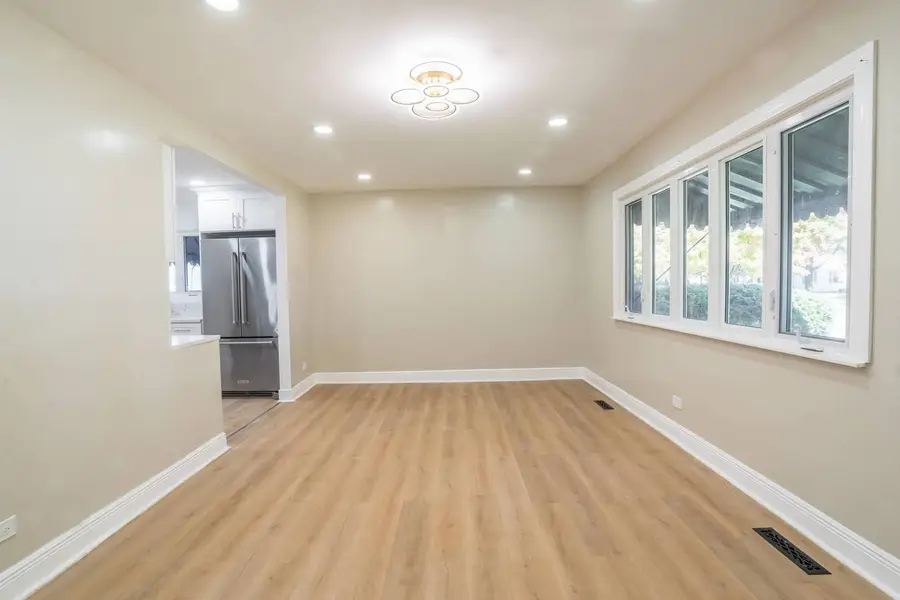 11024 Oxford Avenue, Chicago Ridge, IL 60415 - #3