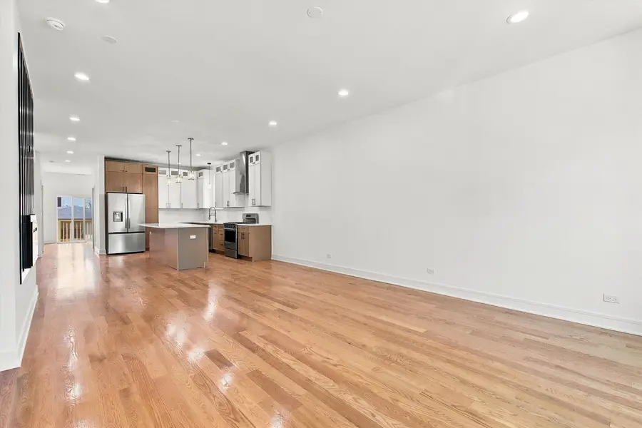 904 N Trumbull Avenue, Chicago, IL 60651 - #2