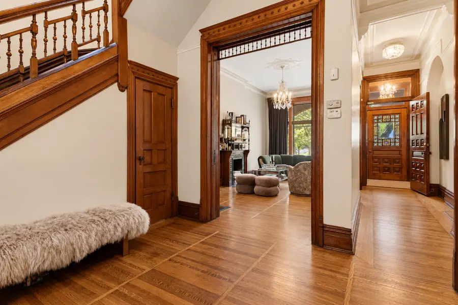 919 N Lasalle Drive, Chicago, IL 60610 - #2