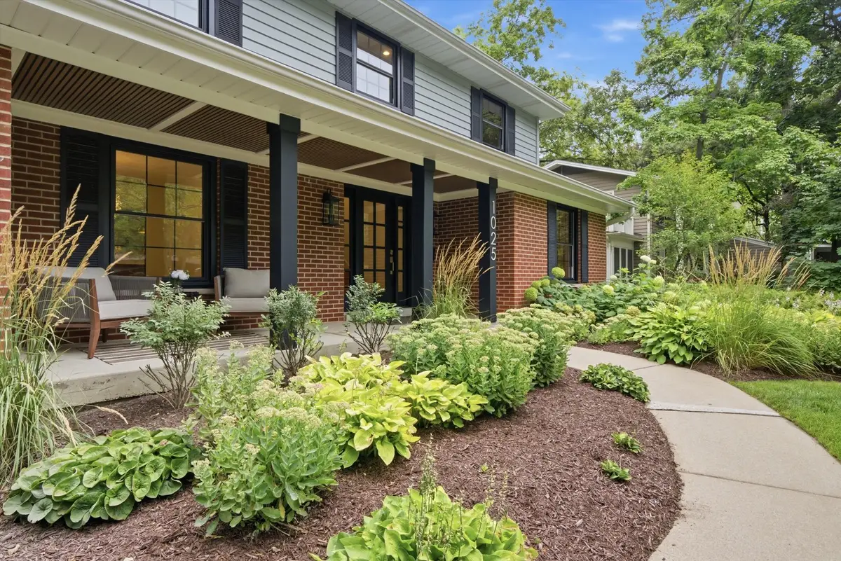 1025 Elizabeth Avenue, Naperville, IL 60540 - #1