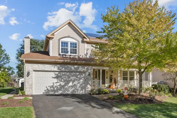225 Farmhill Drive, Algonquin, IL 60102