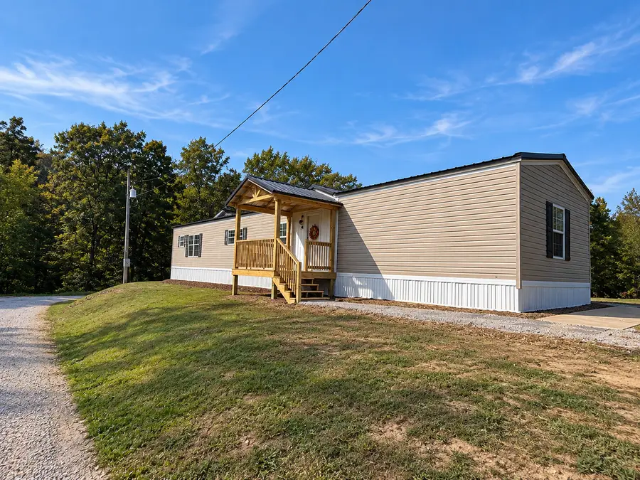 3432 Seed House Road, Iuka, IL 62849 - #2