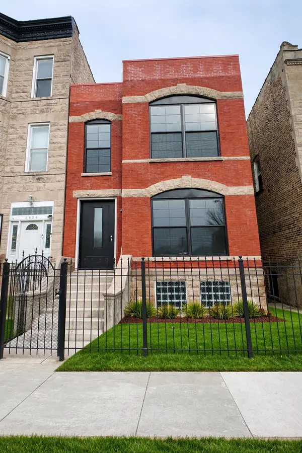 2852 W Polk Street, Chicago, IL 60612