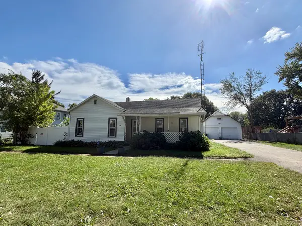 718 E Allen Street, Farmer City, IL 61842