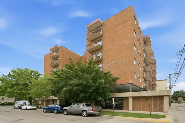 7830 W North Avenue #710, Elmwood Park, IL 60707