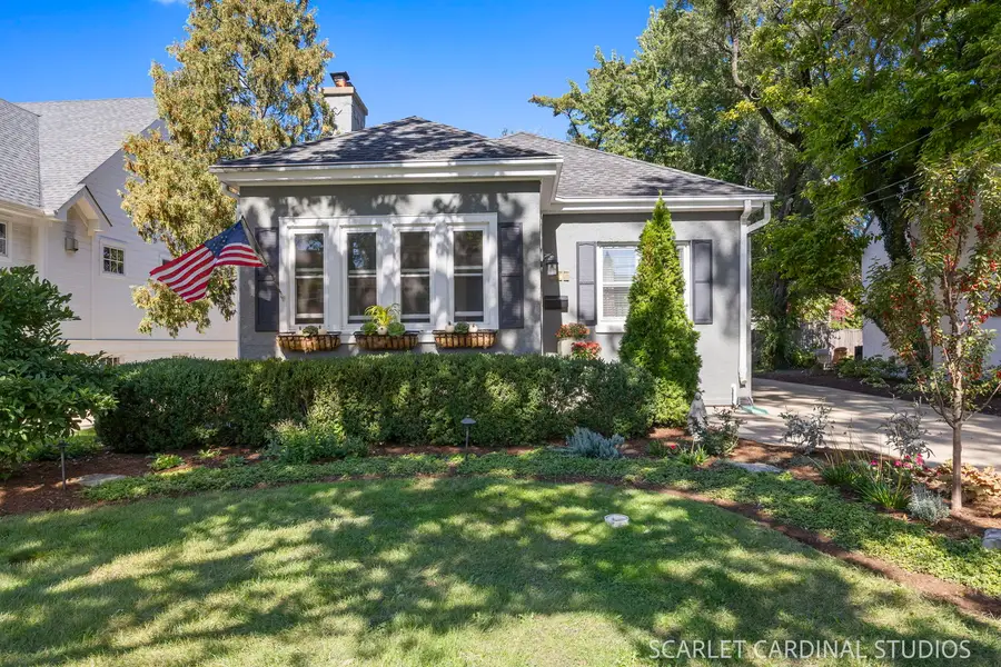 335 E Madison Avenue, Wheaton, IL 60187 - #3