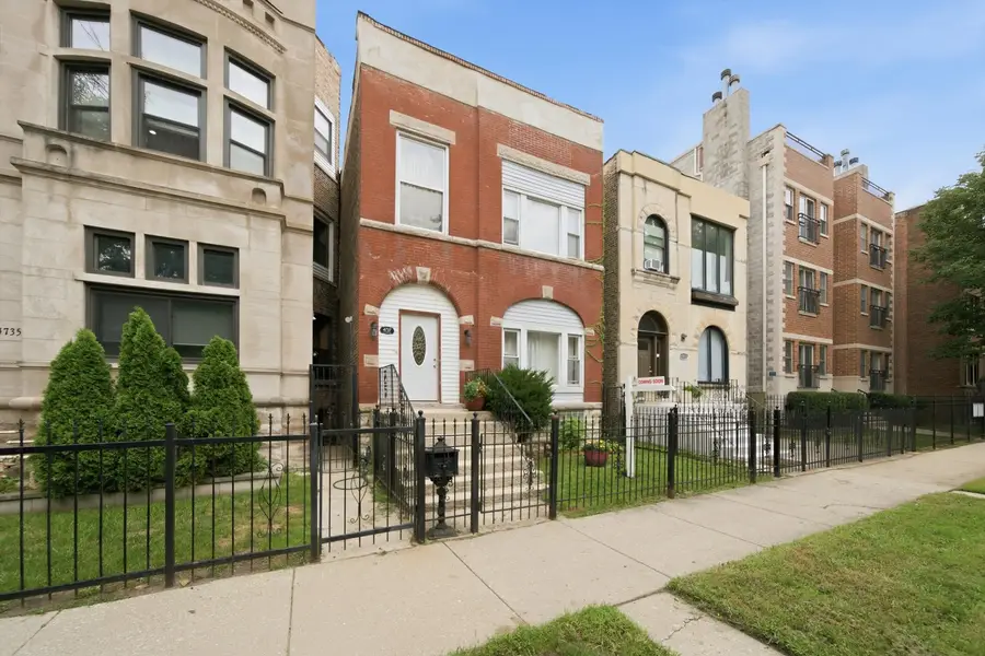4737 S Langley Avenue, Chicago, IL 60615 - #2