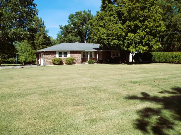 1747 State Route 161 Highway, Centralia, IL 62801