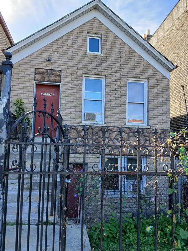 2159 W Coulter Street, Chicago, IL 60608