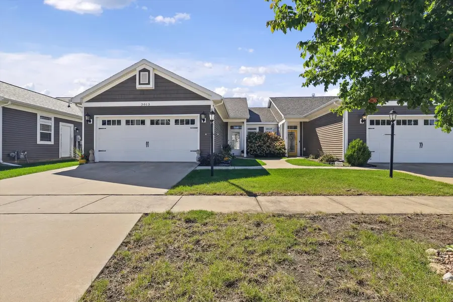 3013 E Stillwater Landing #3013, Urbana, IL 61802 - #2