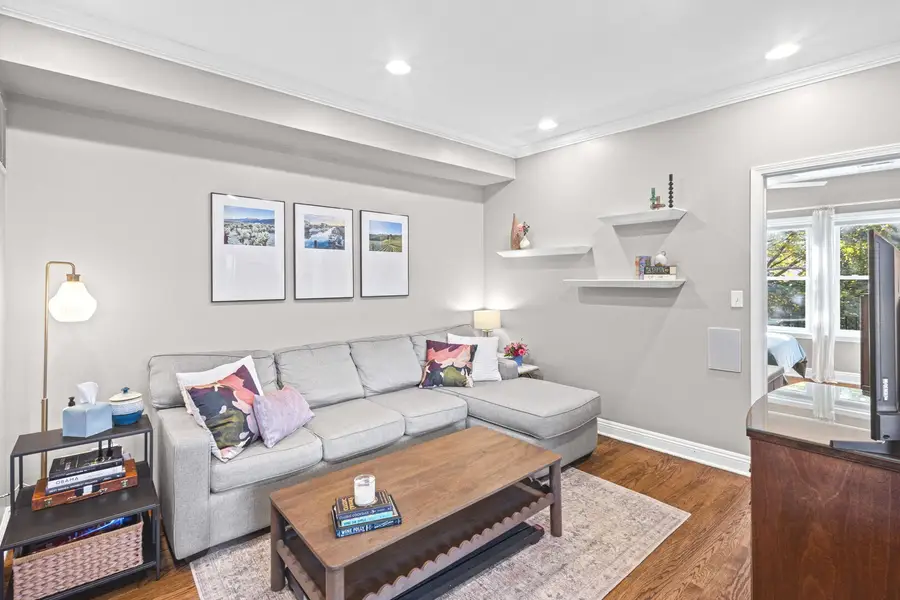 4909 N Janssen Avenue #2W, Chicago, IL 60640 - #3