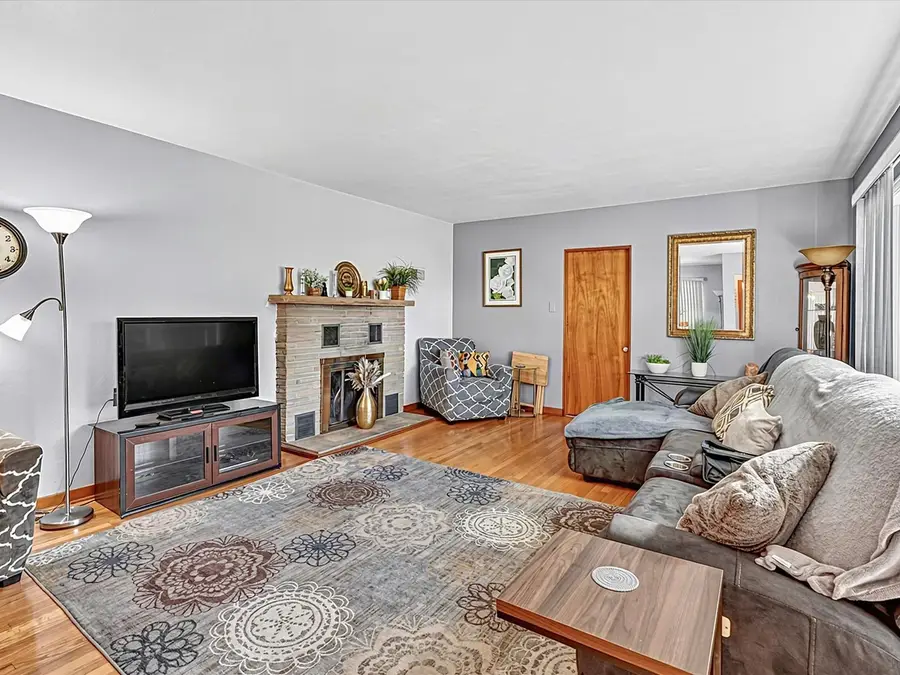 3536 Bernice Road, Lansing, IL 60438 - #3