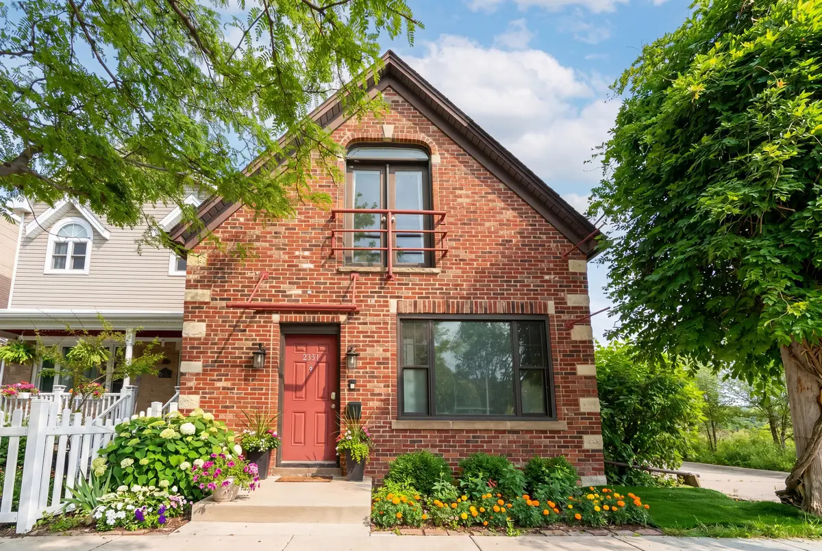 2331 N Elston Avenue, Chicago, IL 60614 - #1