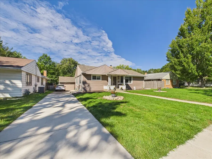220 Fairview Boulevard, Rockford, IL 61107 - #2