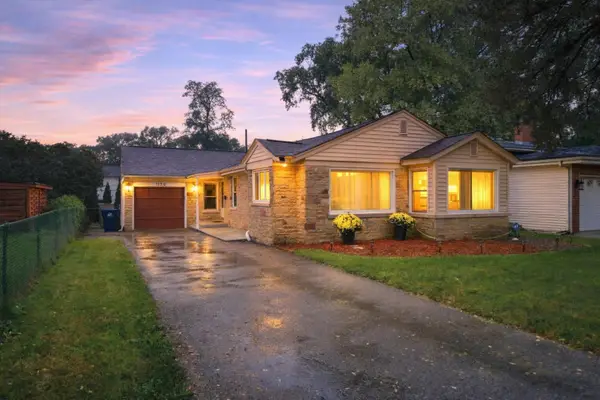 2250 Corona Road, Waukegan, IL 60087