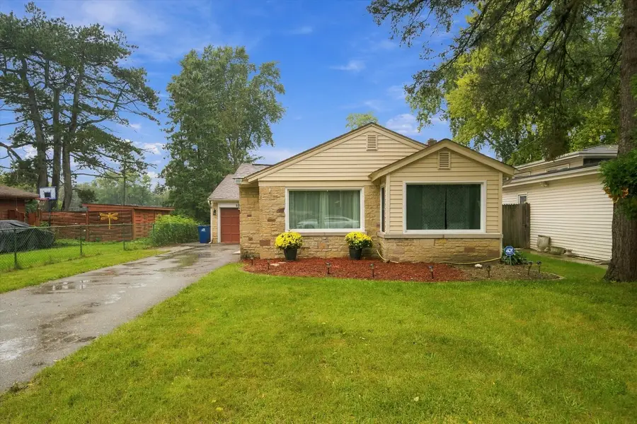 2250 Corona Road, Waukegan, IL 60087 - #3