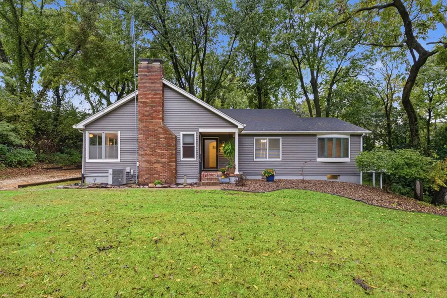 1315 34th Street, Moline, IL 61265 - #2