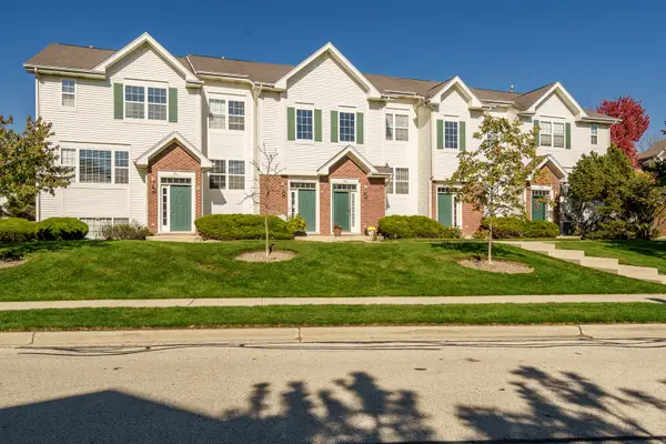 747 River Walk Drive, Wheeling, IL 60090
