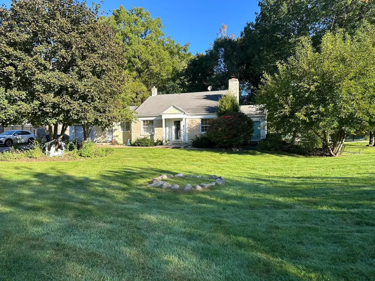 110 Brookhill Road, Libertyville, IL 60048 - #1