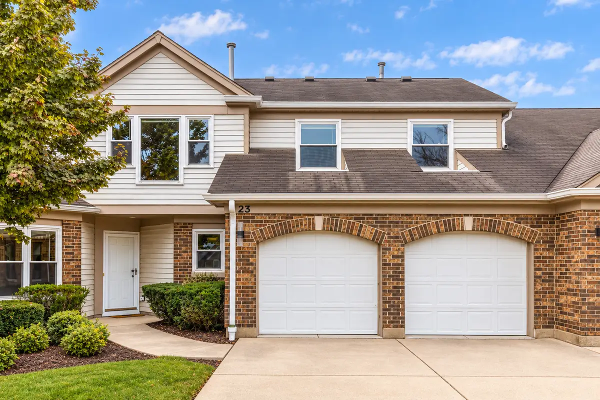 23 Willow Parkway, Buffalo Grove, IL 60089 - #1