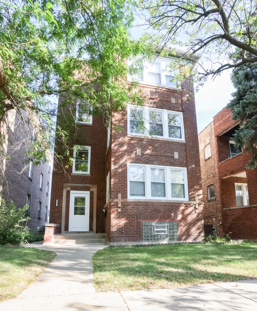 5338 W Montrose Avenue, Chicago, IL 60641 - #1