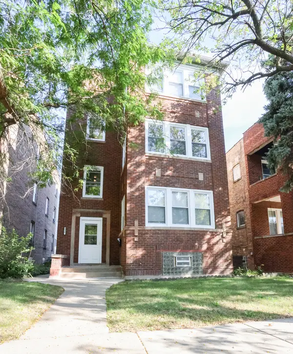 5338 W Montrose Avenue, Chicago, IL 60641