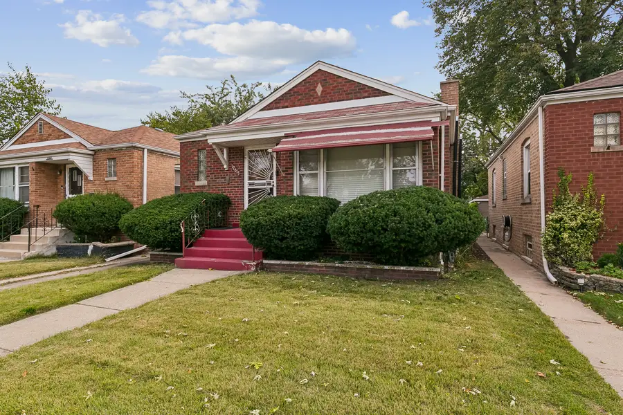 12613 S Throop Street, Calumet Park, IL 60827 - #2