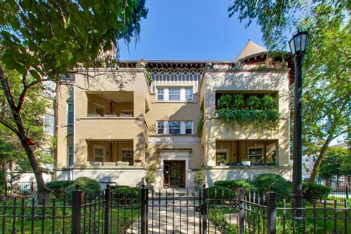 4601 N Malden Street #3, Chicago, IL 60640 - #1