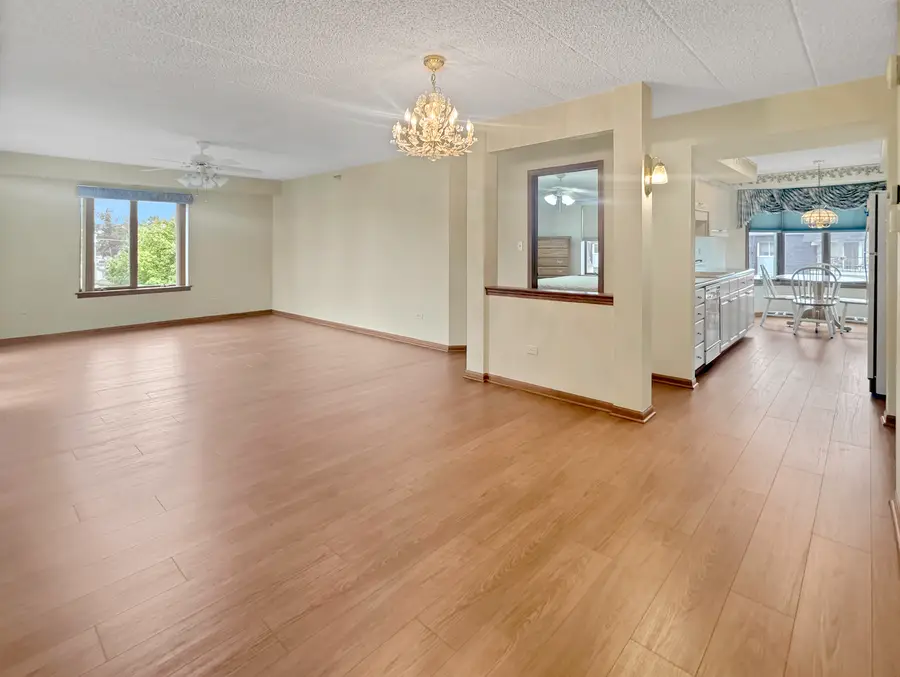 3640 186th Street #302, Lansing, IL 60438 - #3