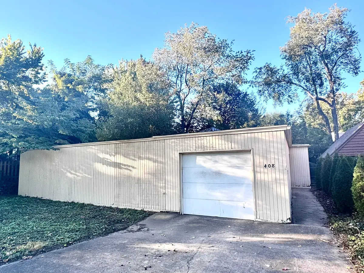 408 W Florida Avenue, Urbana, IL 61801 - #1