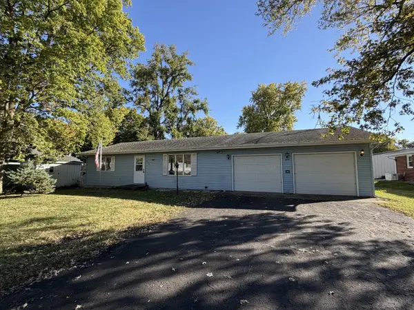 209 W North Street, McLean, IL 61754