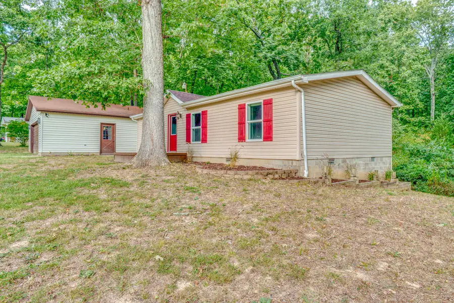 12348 N Ring Lane, Woodlawn, IL 62898 - #2