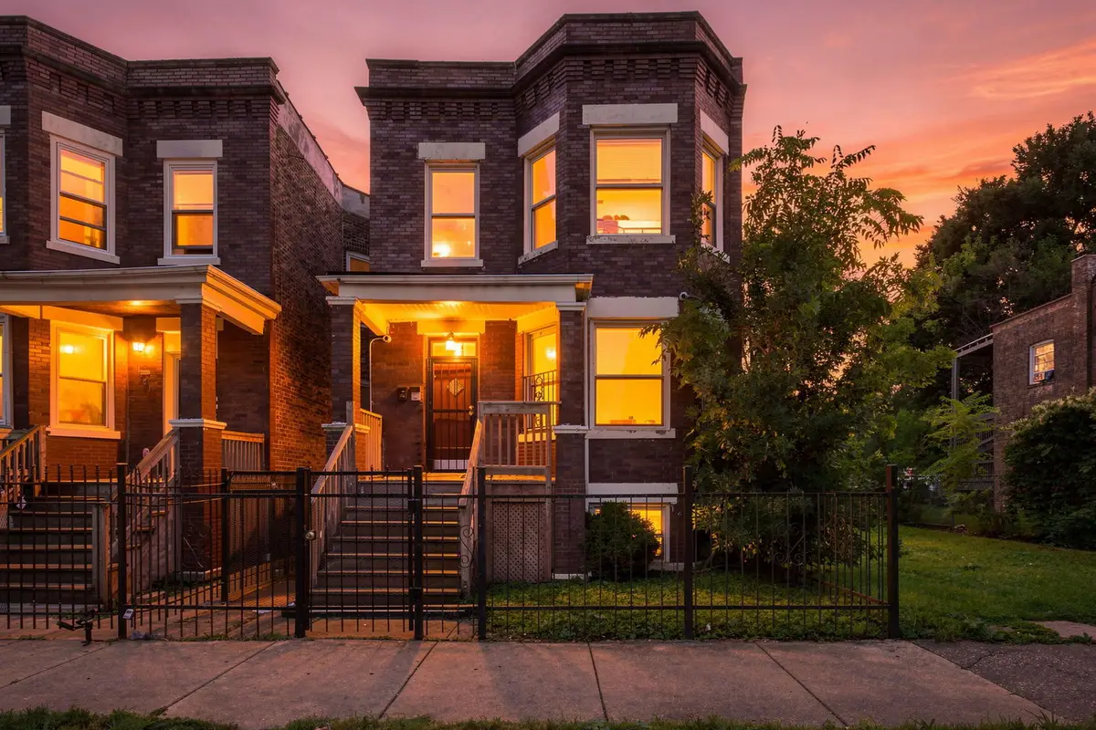 4833 W Gladys Avenue, Chicago, IL 60644 - #1