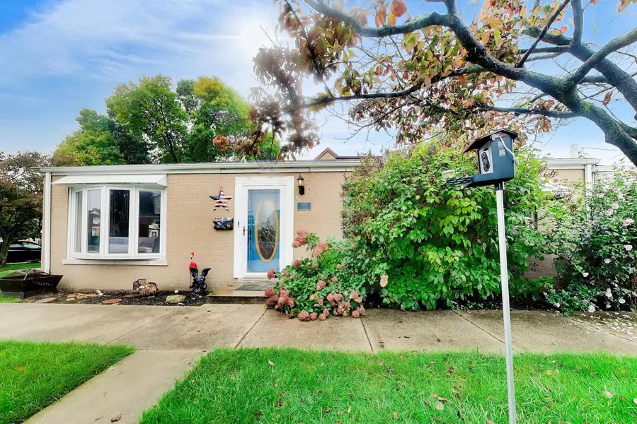 3858 N Pontiac Avenue, Chicago, IL 60634 - #2